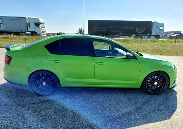 Skoda Octavia cena 82900 przebieg: 103000, rok produkcji 2017 z Łazy małe 154